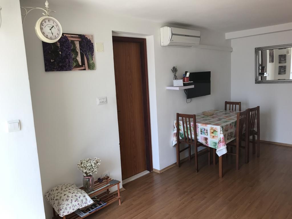 Apartment Culic Podstrana Exterior foto